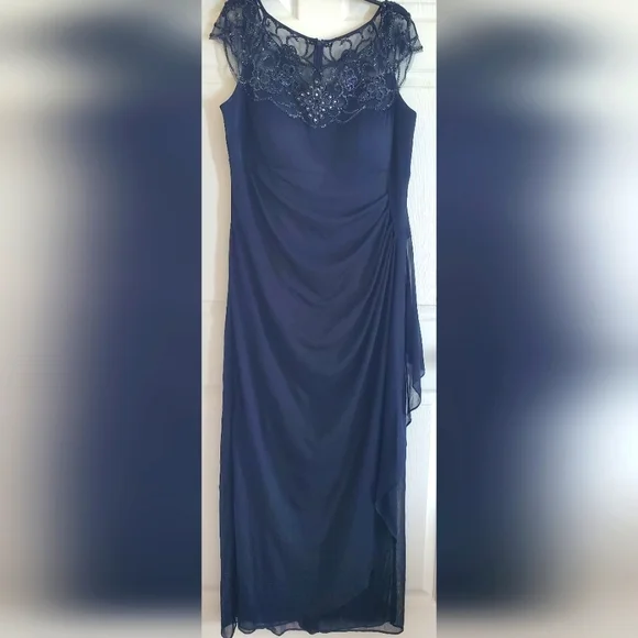 Xscape | Dresses | Xscape Beaded Neck Ruched Cap Sleeve Gown Size 8 W |  Poshmark